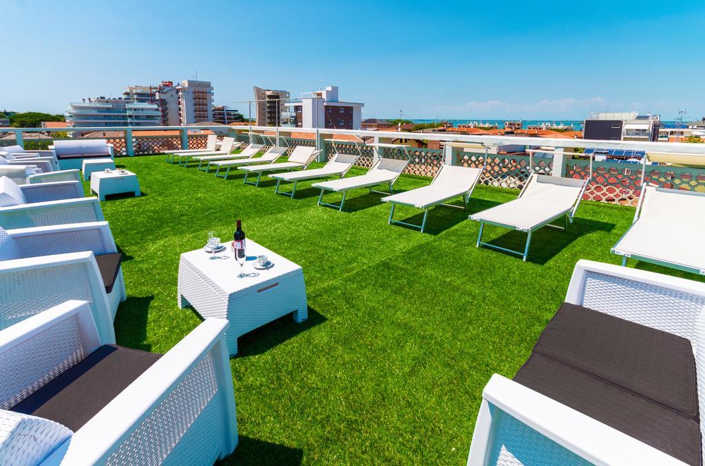 Hotel Romantik Ліньяно-Сабб'ядоро Екстер'єр фото